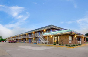 Отель Motel 6-Salina, KS  Салина